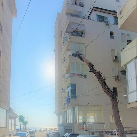 Kledia'S Apartment Durrës Eksteriør bilde